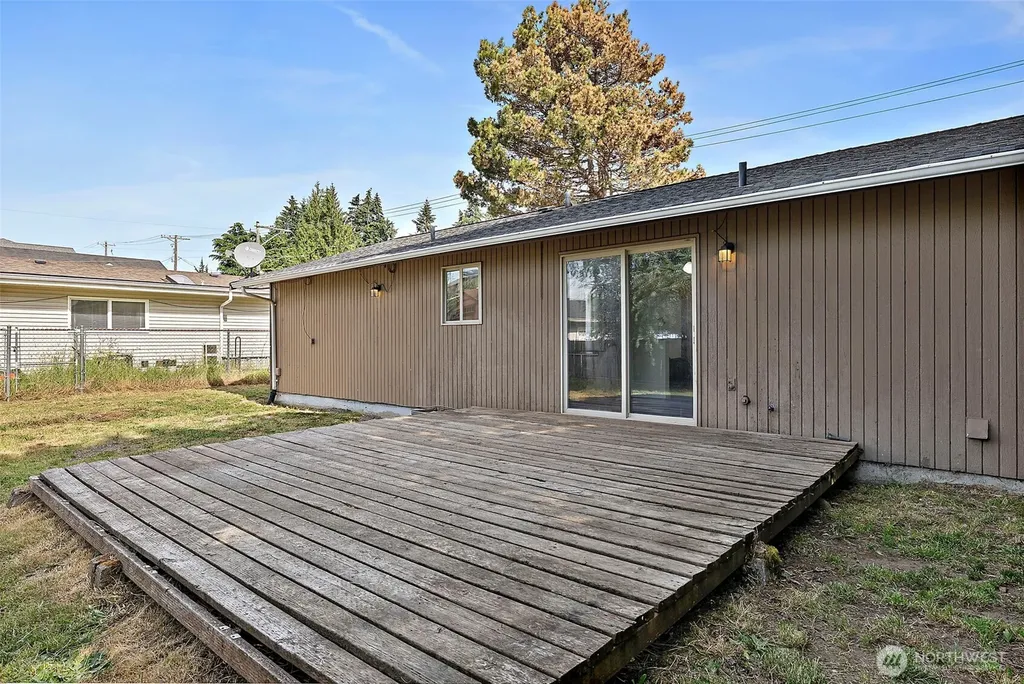1010 S 88th Street Tacoma WA 98444