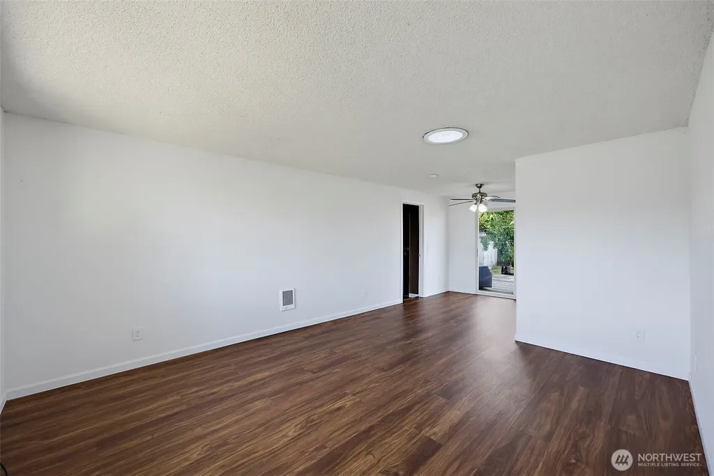 1010 S 88th Street Tacoma WA 98444
