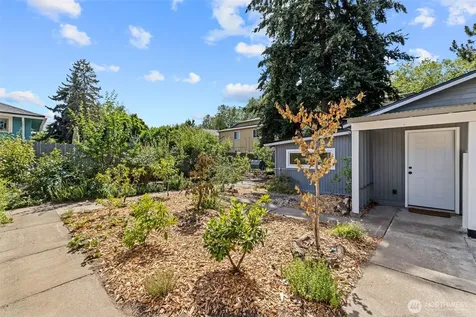 523 Williams Avenue S Renton WA 98057
