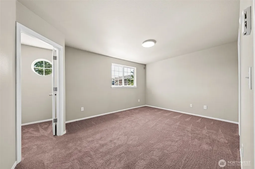4042 S Warner Street Tacoma WA 98409