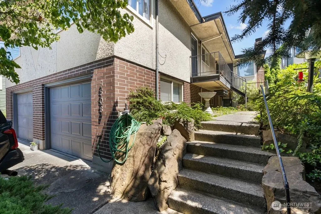5506 7th Avenue NW Seattle WA 98107