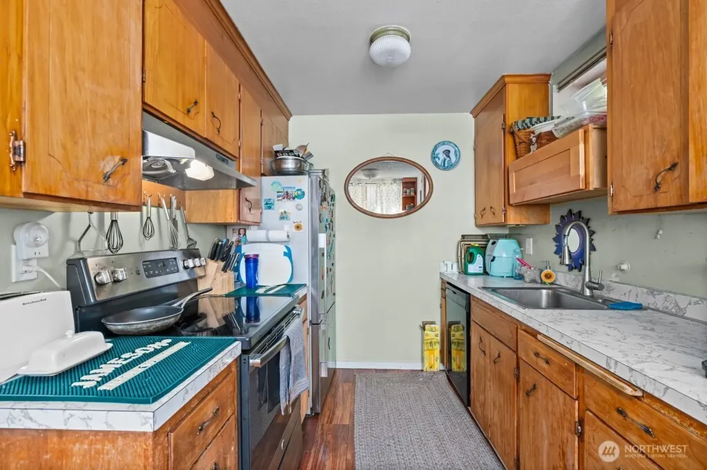 5506 7th Avenue NW Seattle WA 98107