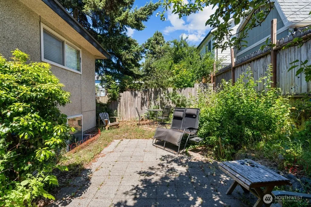 5506 7th Avenue NW Seattle WA 98107