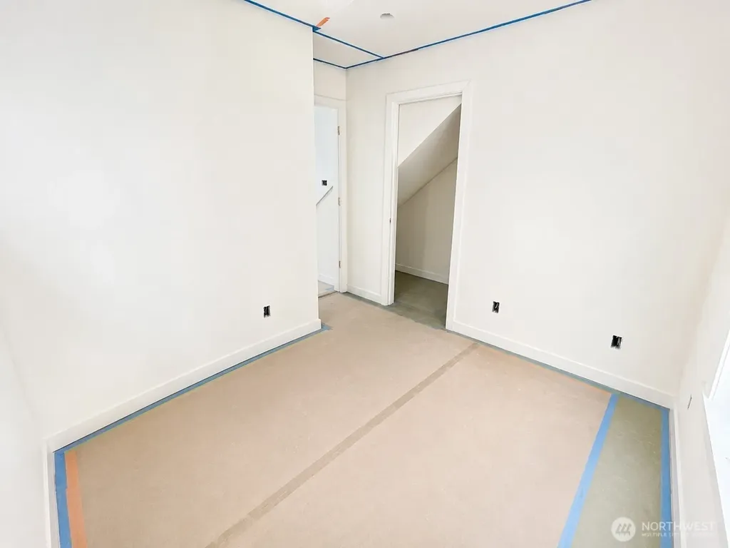 4907 SW Canada Drive Seattle WA 98136