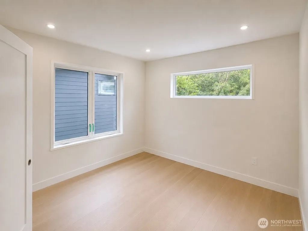 4907 SW Canada Drive Seattle WA 98136