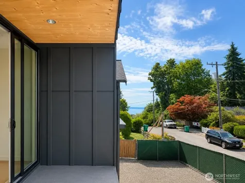 4907 SW Canada Drive Seattle WA 98136