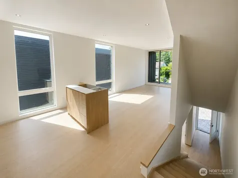 4907 SW Canada Drive Seattle WA 98136