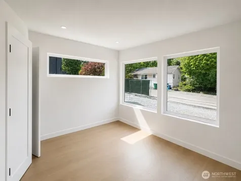 4907 SW Canada Drive Seattle WA 98136