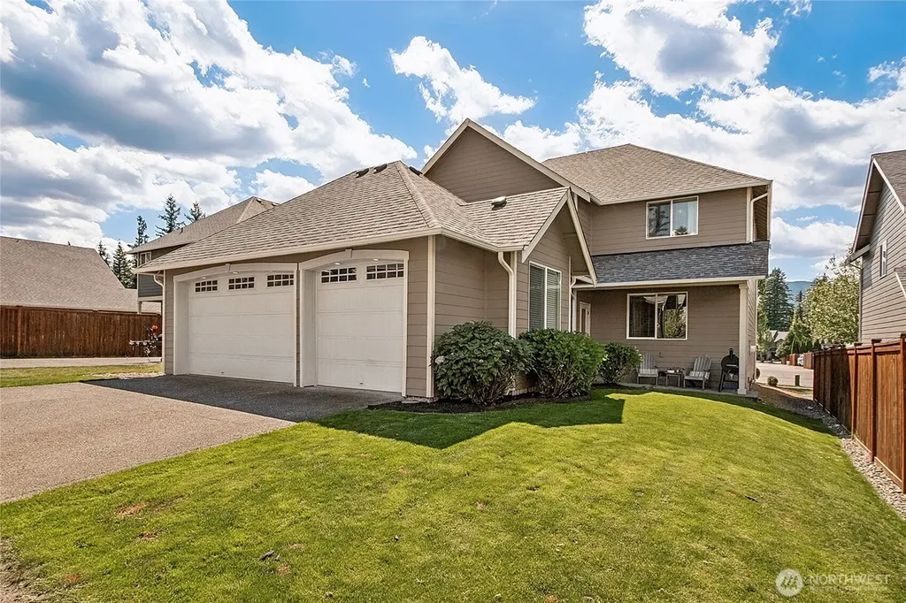 1670 Eagles Nest Place SE North Bend WA 98045