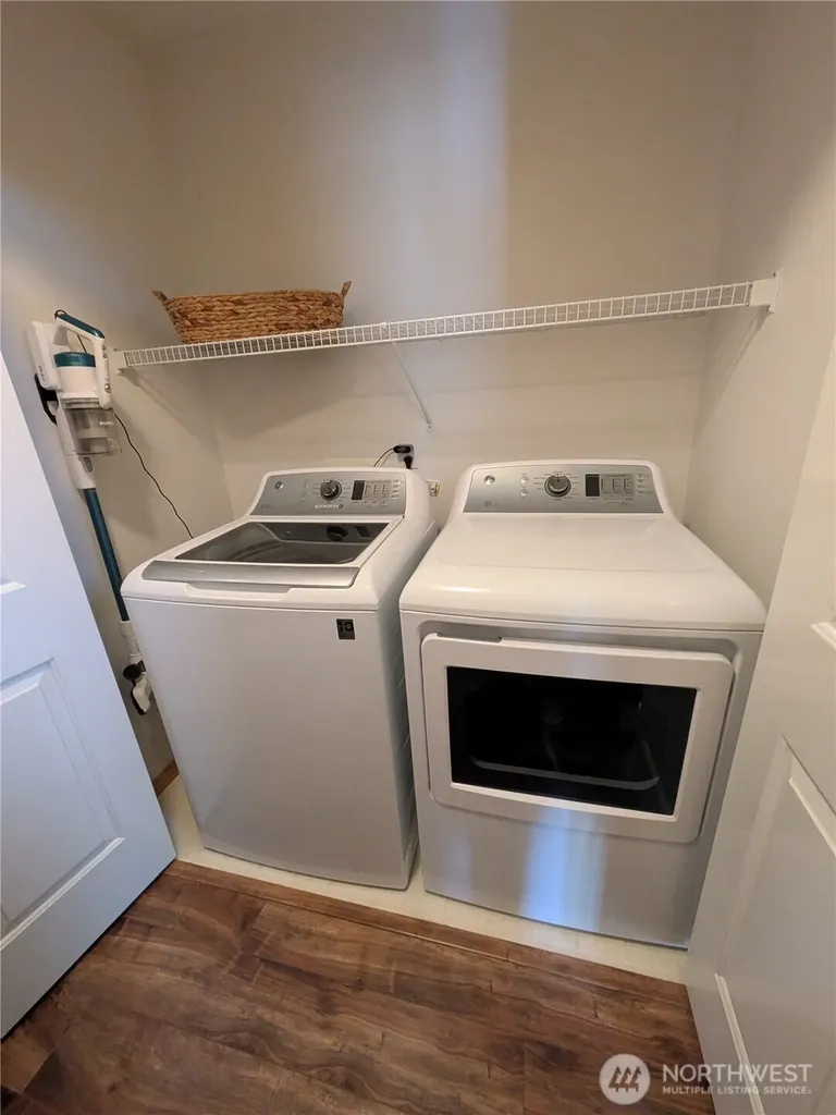 22931 SE 240th Place Maple Valley WA 98038