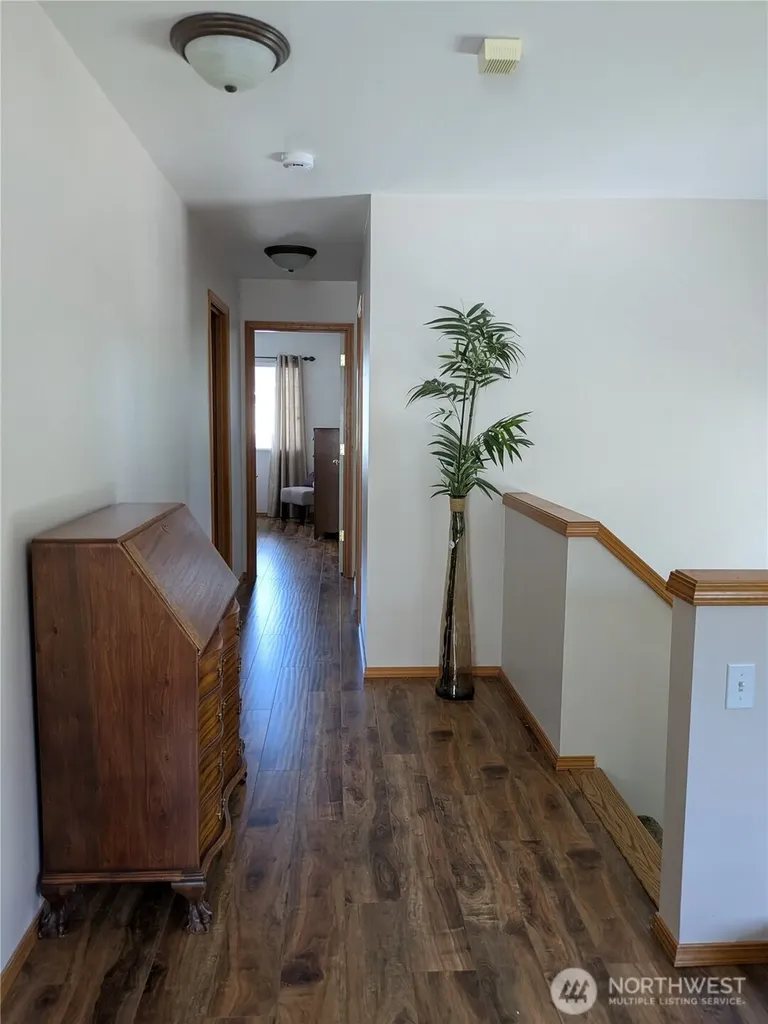 22931 SE 240th Place Maple Valley WA 98038