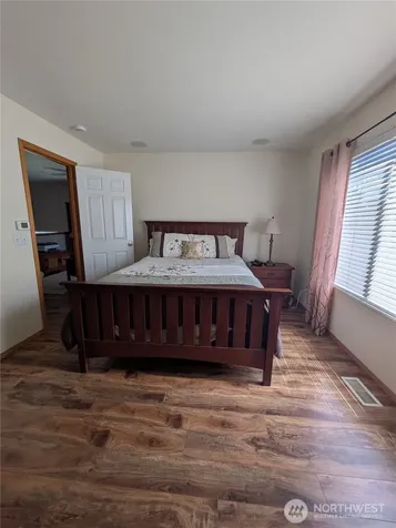 22931 SE 240th Place Maple Valley WA 98038