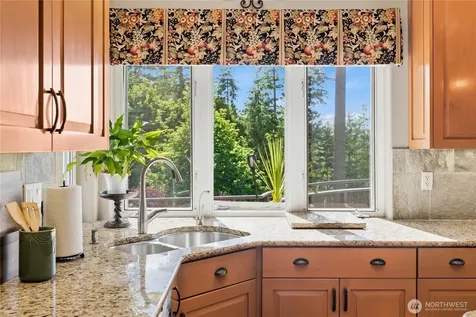 25108 234th Avenue SE Maple Valley WA 98038