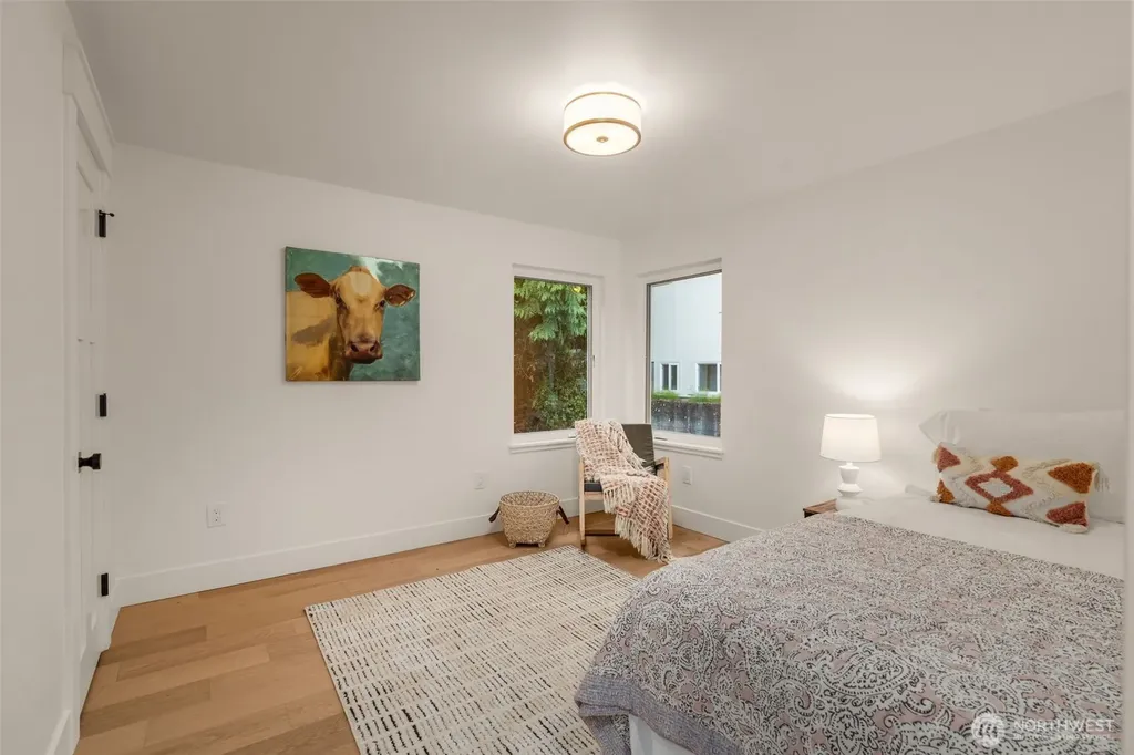 3613 40th Avenue W Seattle WA 98199
