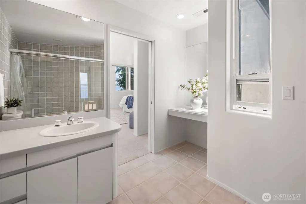 20515 21st Street NW Lakebay WA 98349