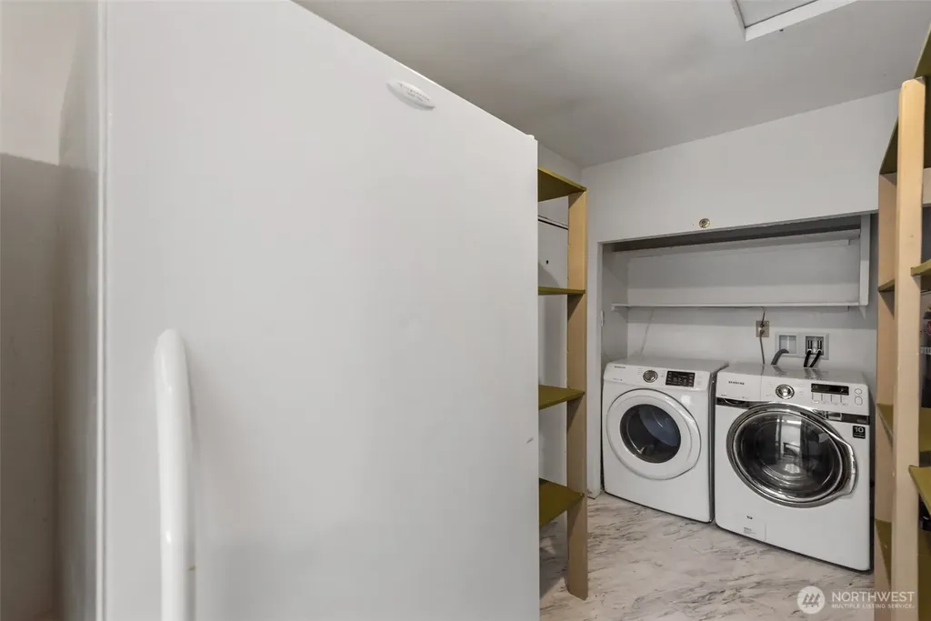 22014 5th Avenue W Bothell WA 98021