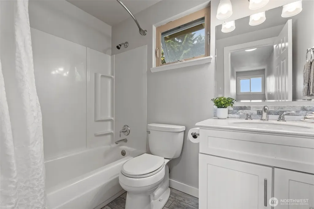 22014 5th Avenue W Bothell WA 98021