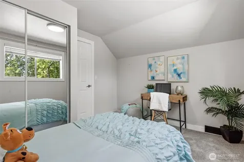 22014 5th Avenue W Bothell WA 98021