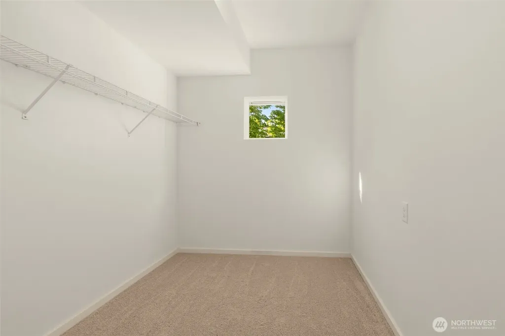 2852 S Nevada Street Seattle WA 98108