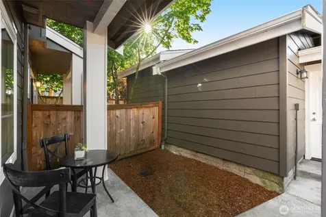 2852 S Nevada Street Seattle WA 98108