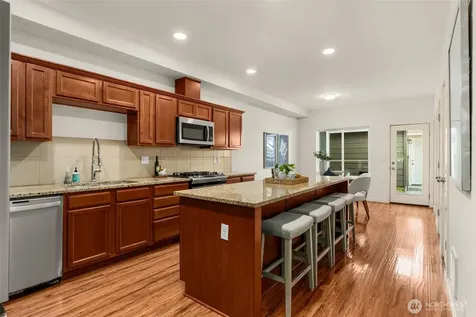 2852 S Nevada Street Seattle WA 98108