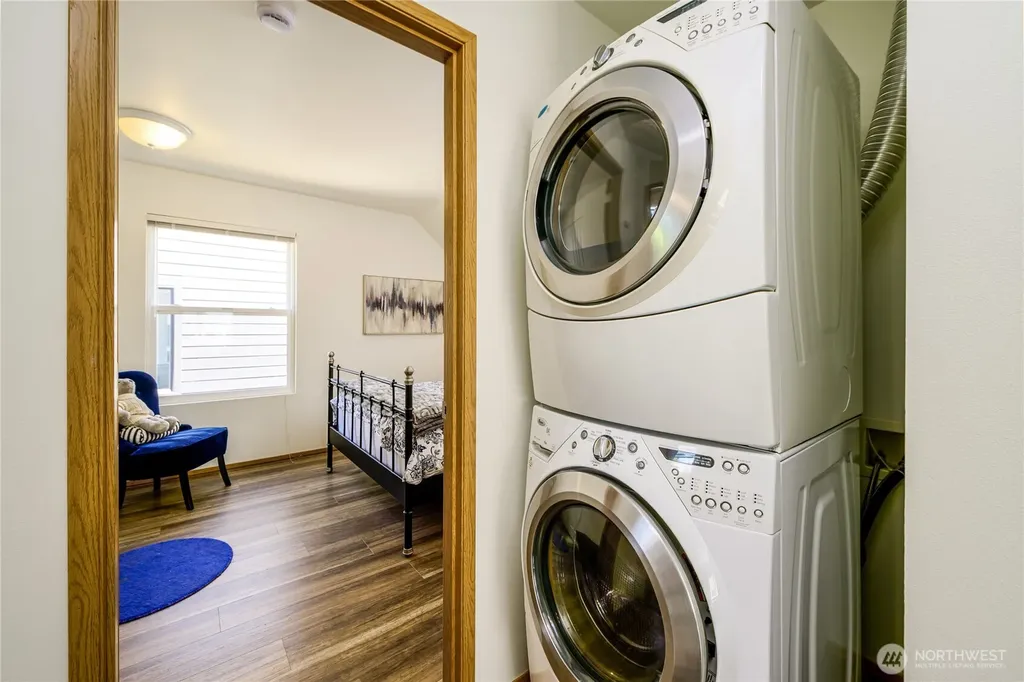 1318 N 184th Court Shoreline WA 98177