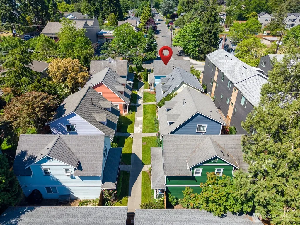 1318 N 184th Court Shoreline WA 98177
