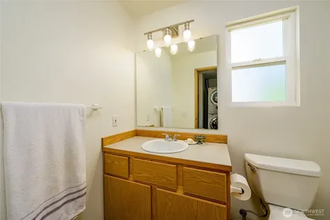 1318 N 184th Court Shoreline WA 98177