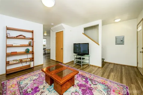 1318 N 184th Court Shoreline WA 98177