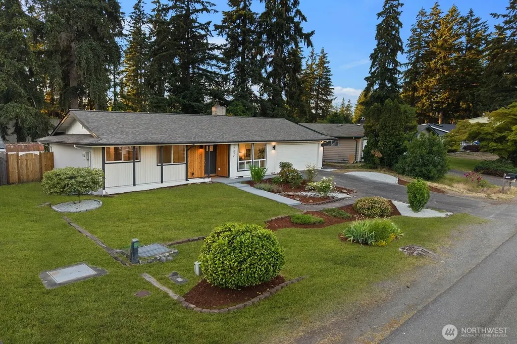 17332 SE 265th Street Covington WA 98042