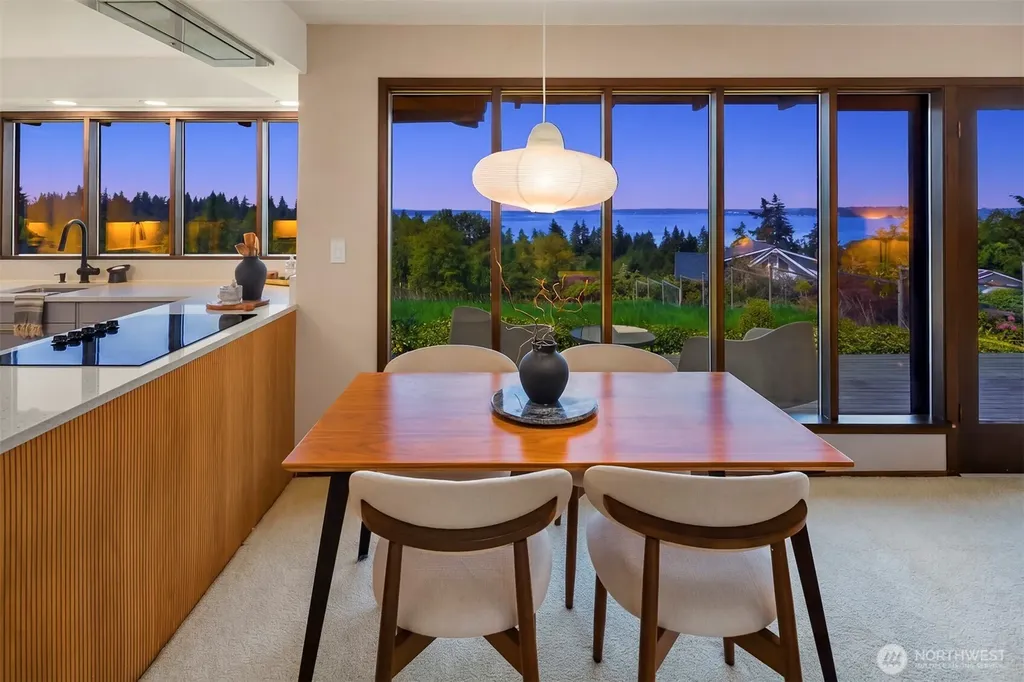 11505 103rd Avenue SW Vashon WA 98070