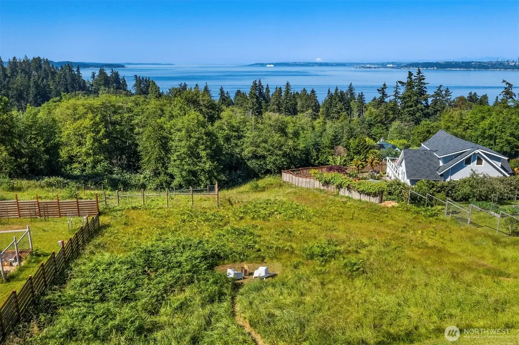 11505 103rd Avenue SW Vashon WA 98070