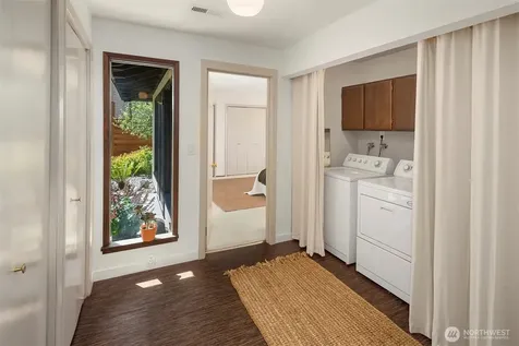 11505 103rd Avenue SW Vashon WA 98070