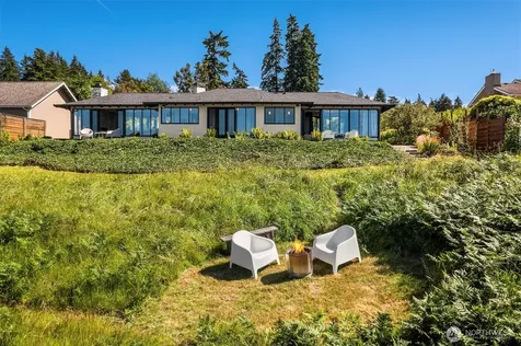 11505 103rd Avenue SW Vashon WA 98070