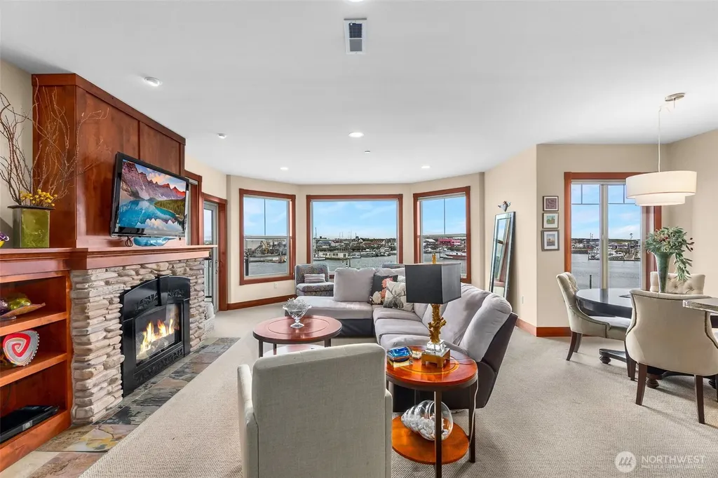 743 Neddie Rose Drive Westport WA 98595