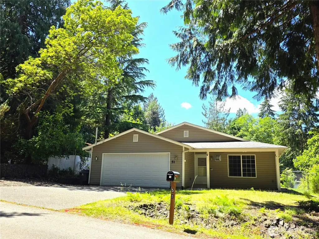 51 SE Cabana Avenue Shelton WA 98584