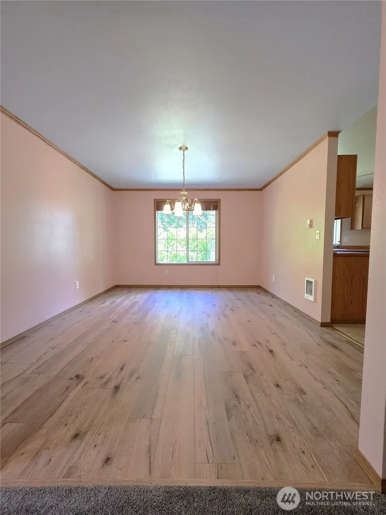 51 SE Cabana Avenue Shelton WA 98584