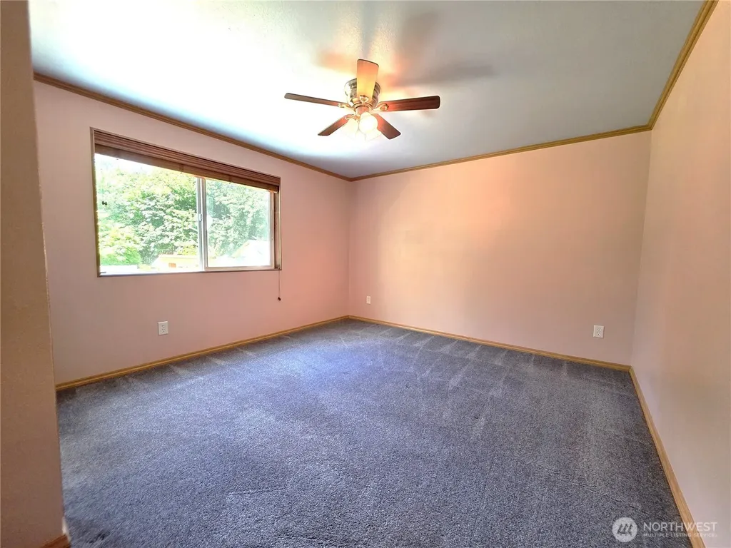 51 SE Cabana Avenue Shelton WA 98584