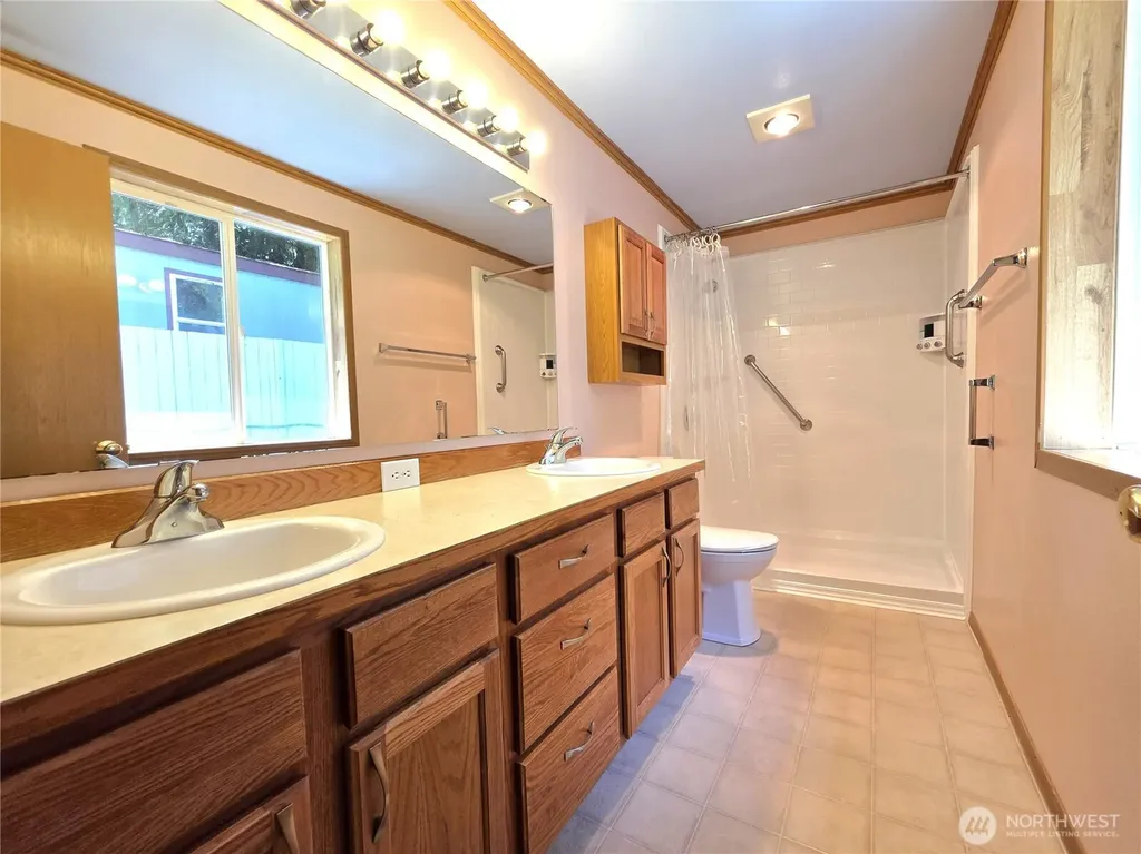 51 SE Cabana Avenue Shelton WA 98584