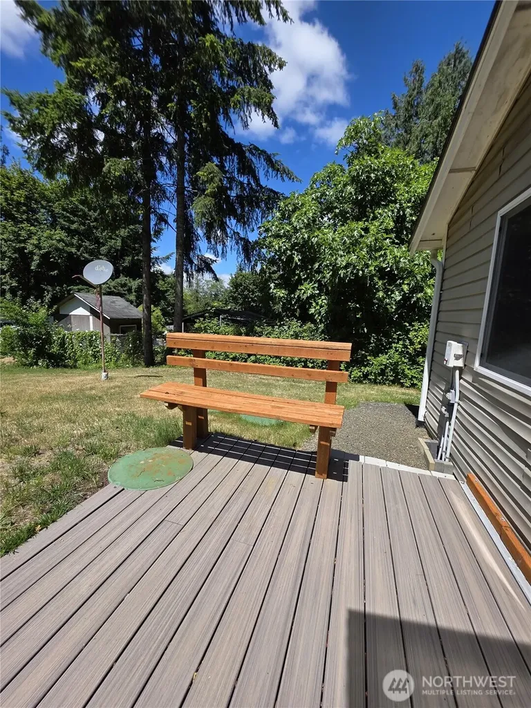 51 SE Cabana Avenue Shelton WA 98584