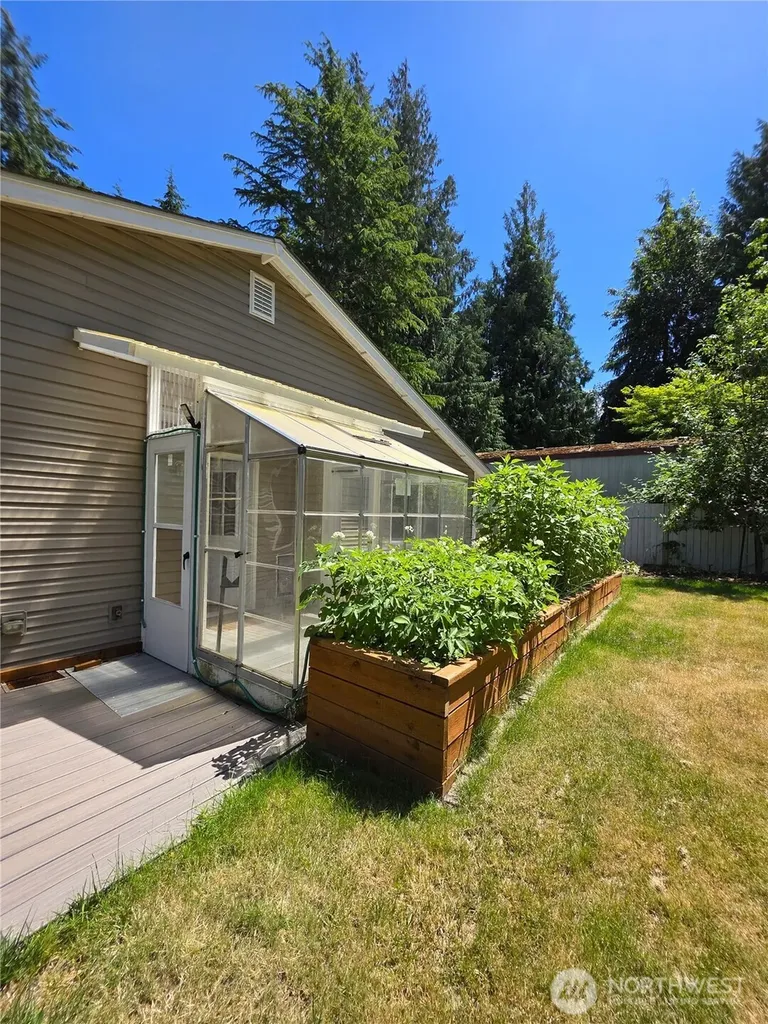 51 SE Cabana Avenue Shelton WA 98584