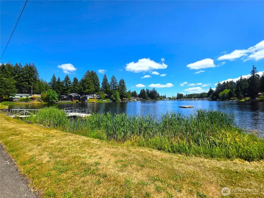 51 SE Cabana Avenue Shelton WA 98584