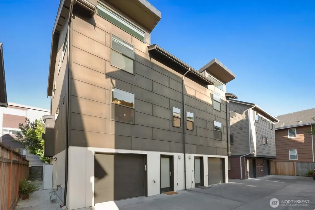 1508 44th Avenue SW Seattle WA 98116