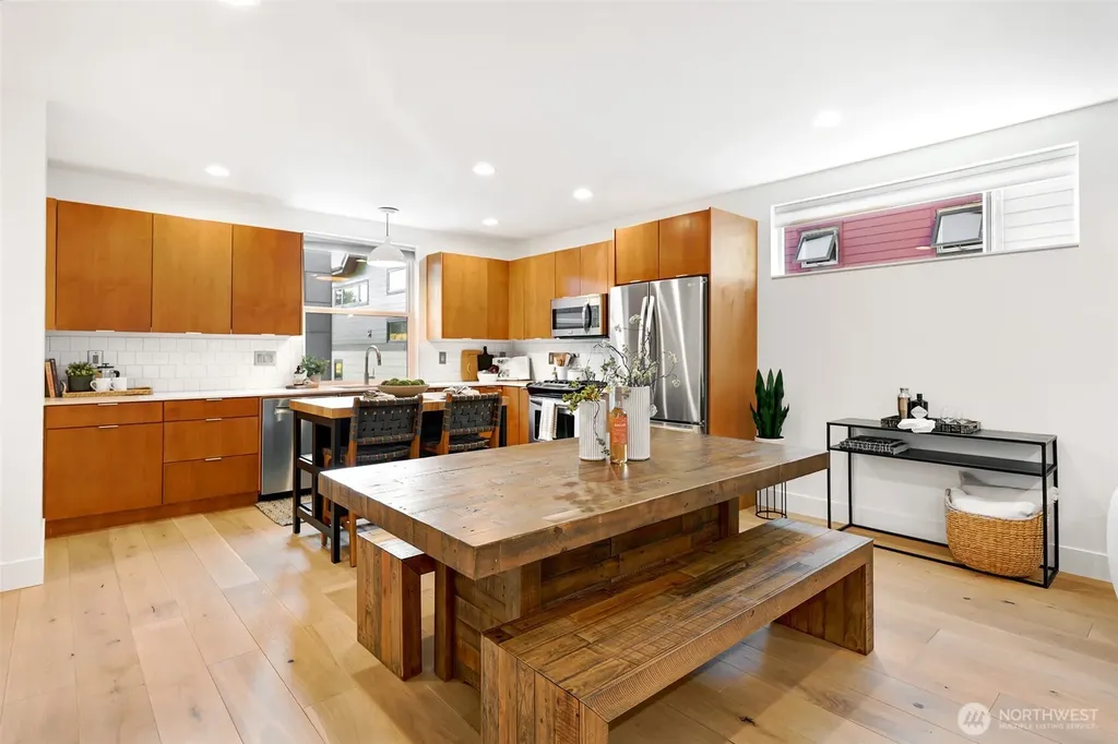 1508 44th Avenue SW Seattle WA 98116