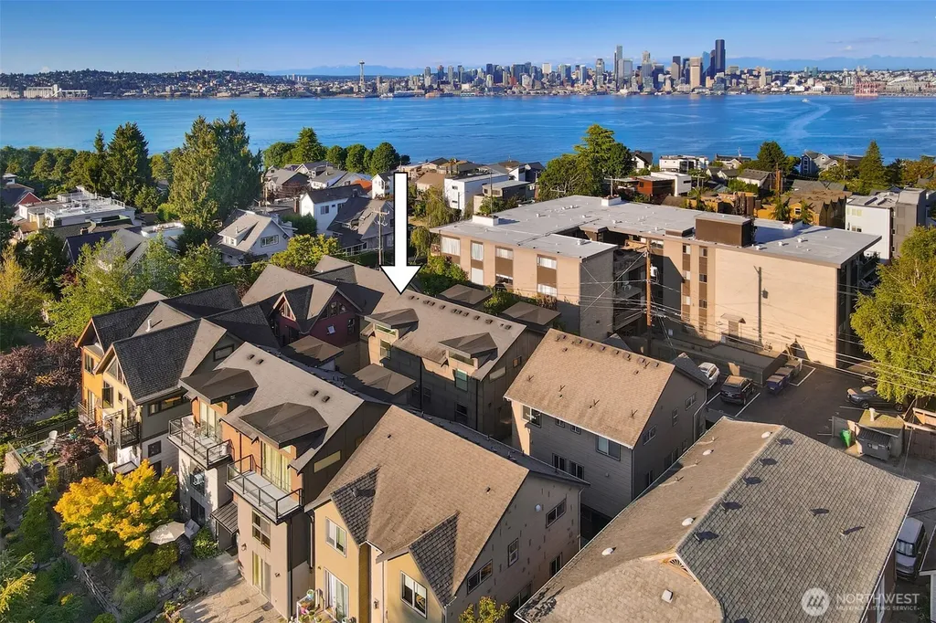 1508 44th Avenue SW Seattle WA 98116