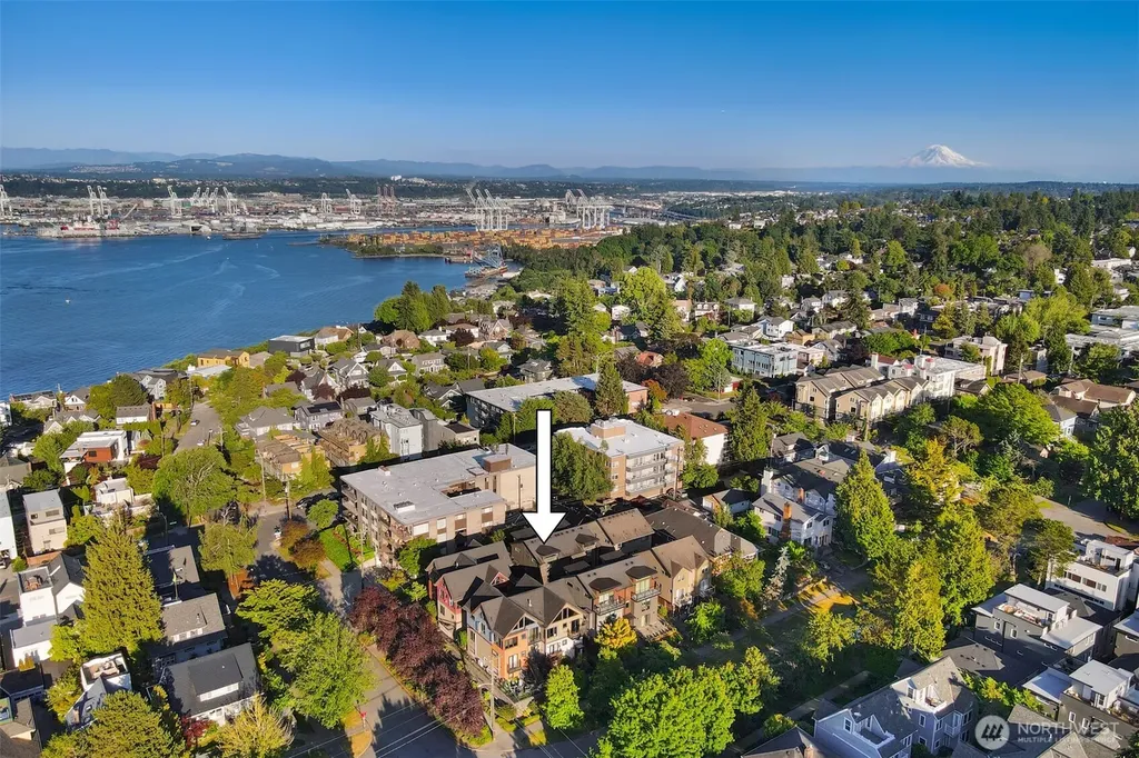 1508 44th Avenue SW Seattle WA 98116