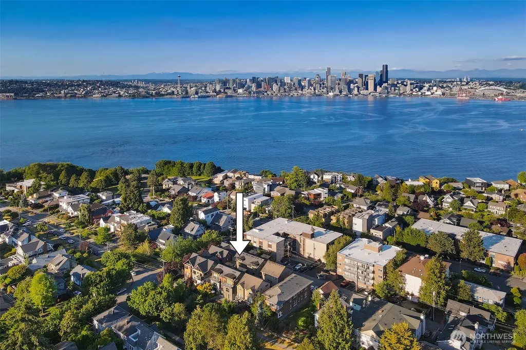 1508 44th Avenue SW Seattle WA 98116