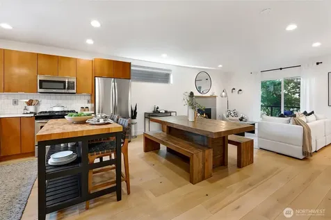 1508 44th Avenue SW Seattle WA 98116