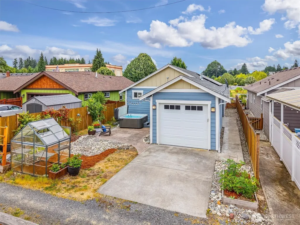 312 N French Avenue Arlington WA 98223