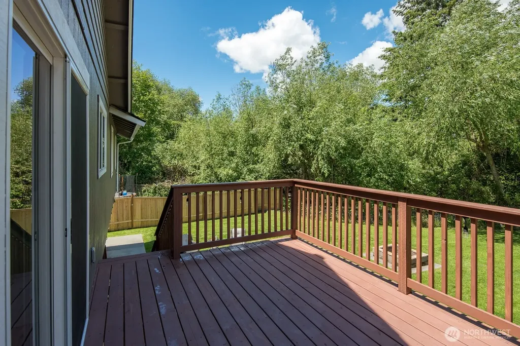 933 E Sharon Avenue Burlington WA 98233